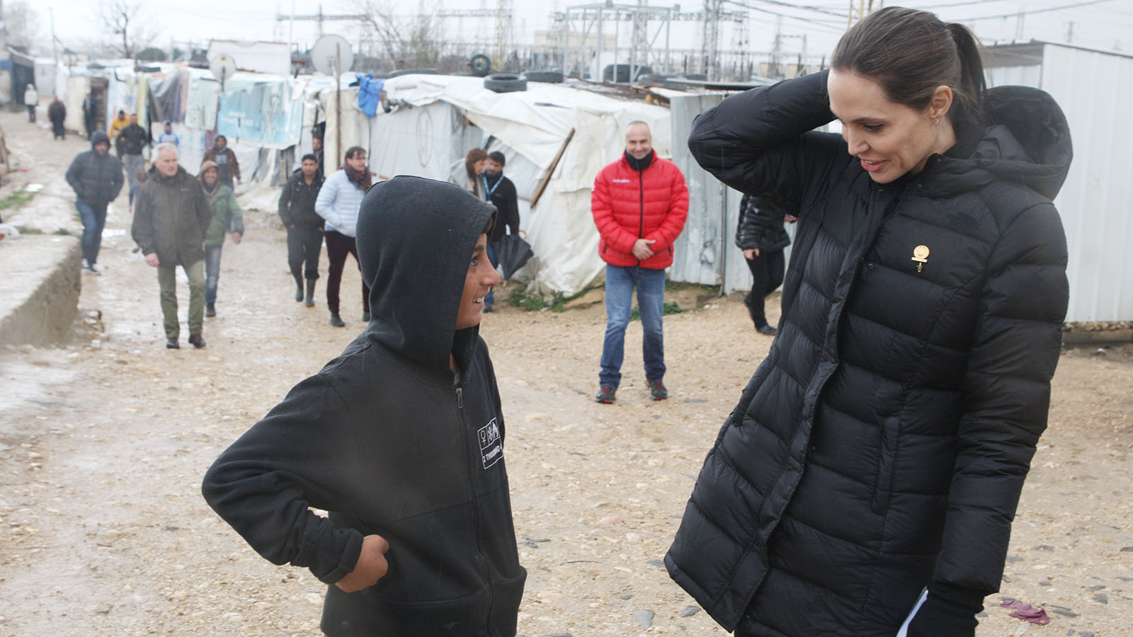انجلينا جولي في مخيمات البقاع: اللاجئون أبطال
