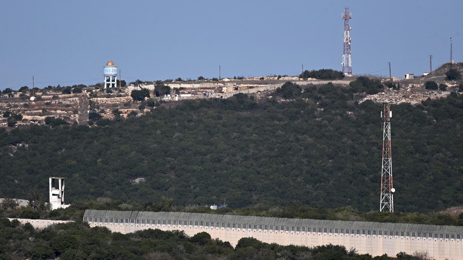 كاميرات المراقبة المنزلية وإمكانية اختراقها: "عين اسرائيلية" بالقرى الجنوبية