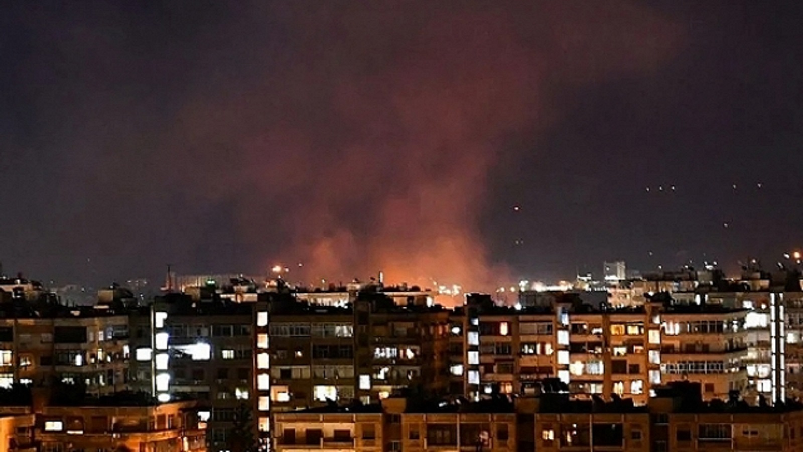 اسرائيل تستهدف مستودعات صواريخ إيرانية غرب دمشق