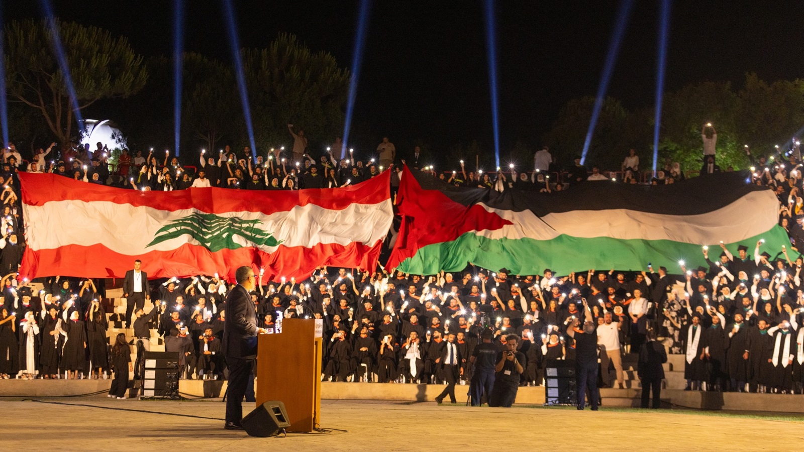 حفل تخريج جامعة بيروت العربية يتحول احتفالية دعم لغزة