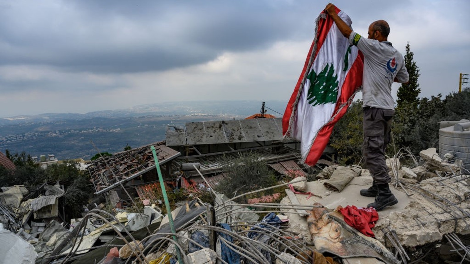 إسرائيل تنتقم لعملية "بنيامينا".. بمجزرة في زغرتا وتكثيف الغارات