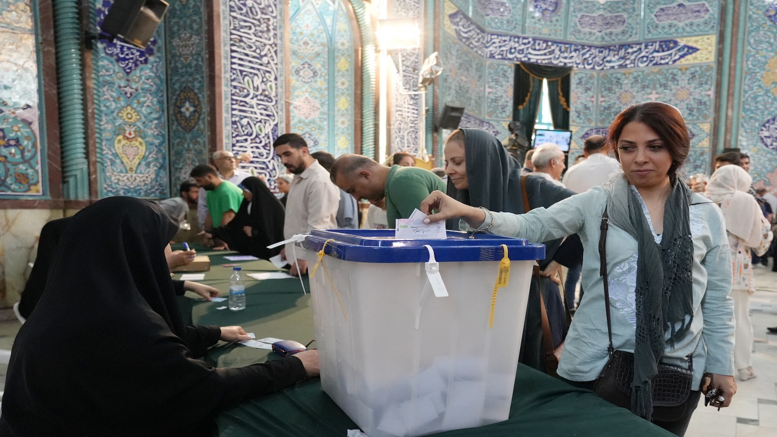 فيلم الإنتخابات الإيرانية المتكرر