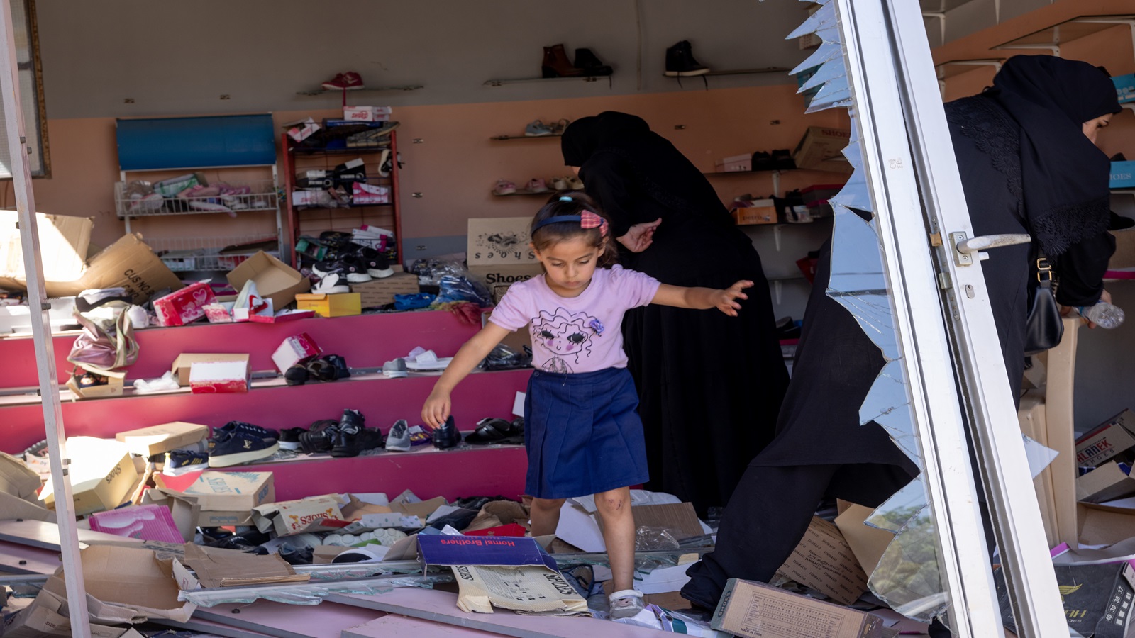 أطفال لبنان: جيل يرث "تروما" الأزمات والحروب