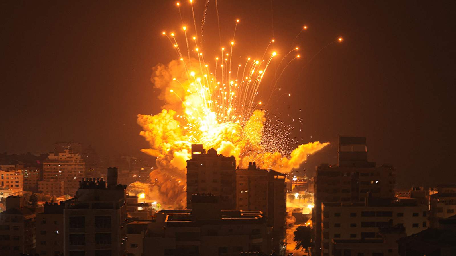 أميركا تزّود إسرائيل بقنابلٍ خارقة..ونقاشات أمنية خطيرة حول لبنان