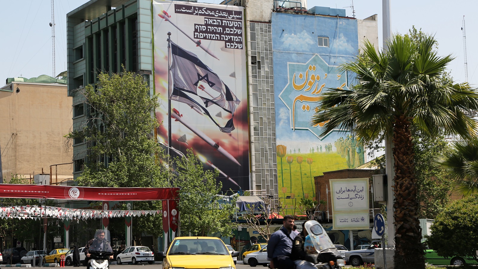 طهران تلاحق صحافيين انتقدوا ردها المحدود ضد إسرائيل