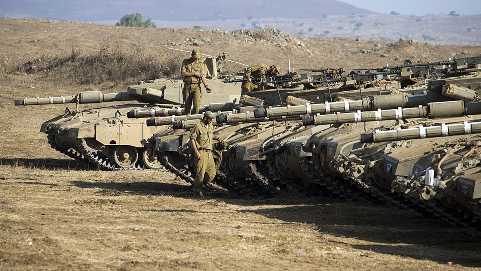 سلاح الجو والجيش الإسرائيليان يعلنان جهوزيتهما لحرب على لبنان